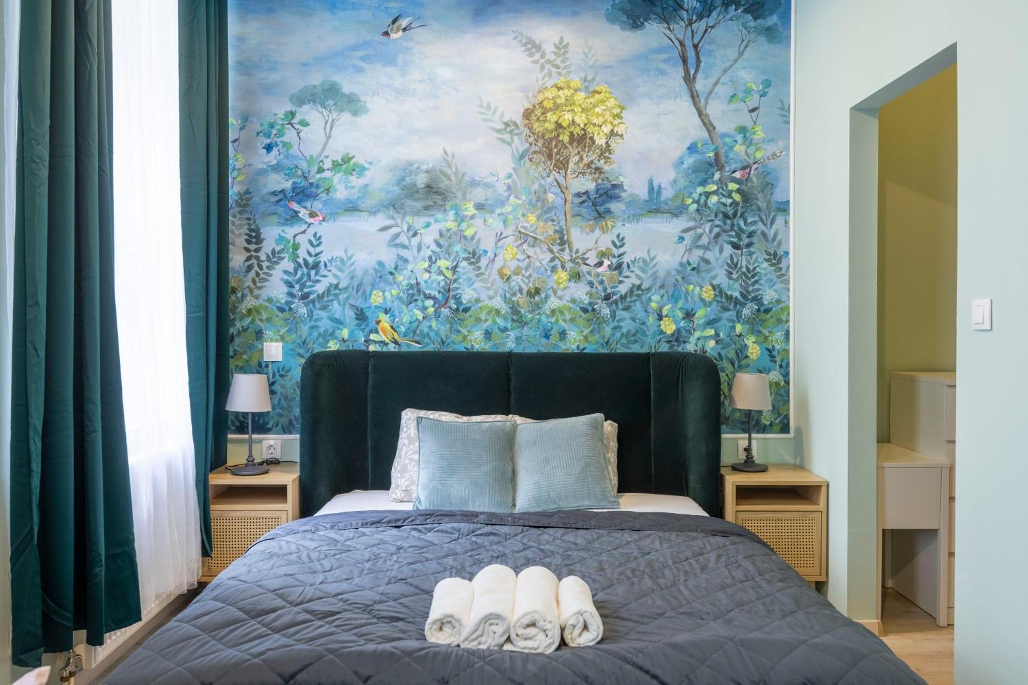 Hidden Gem With Terrace On The Andrassy Fashion Road Apartamento Budapeste Exterior foto