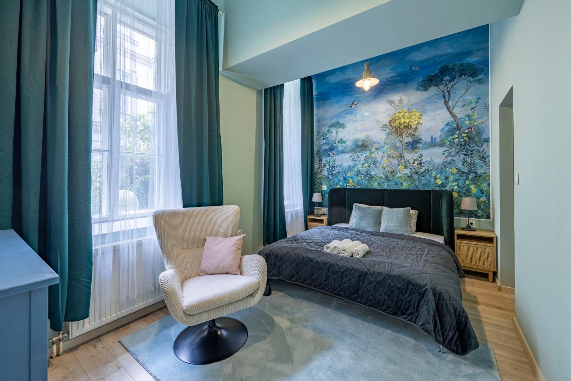 Hidden Gem With Terrace On The Andrassy Fashion Road Apartamento Budapeste Exterior foto